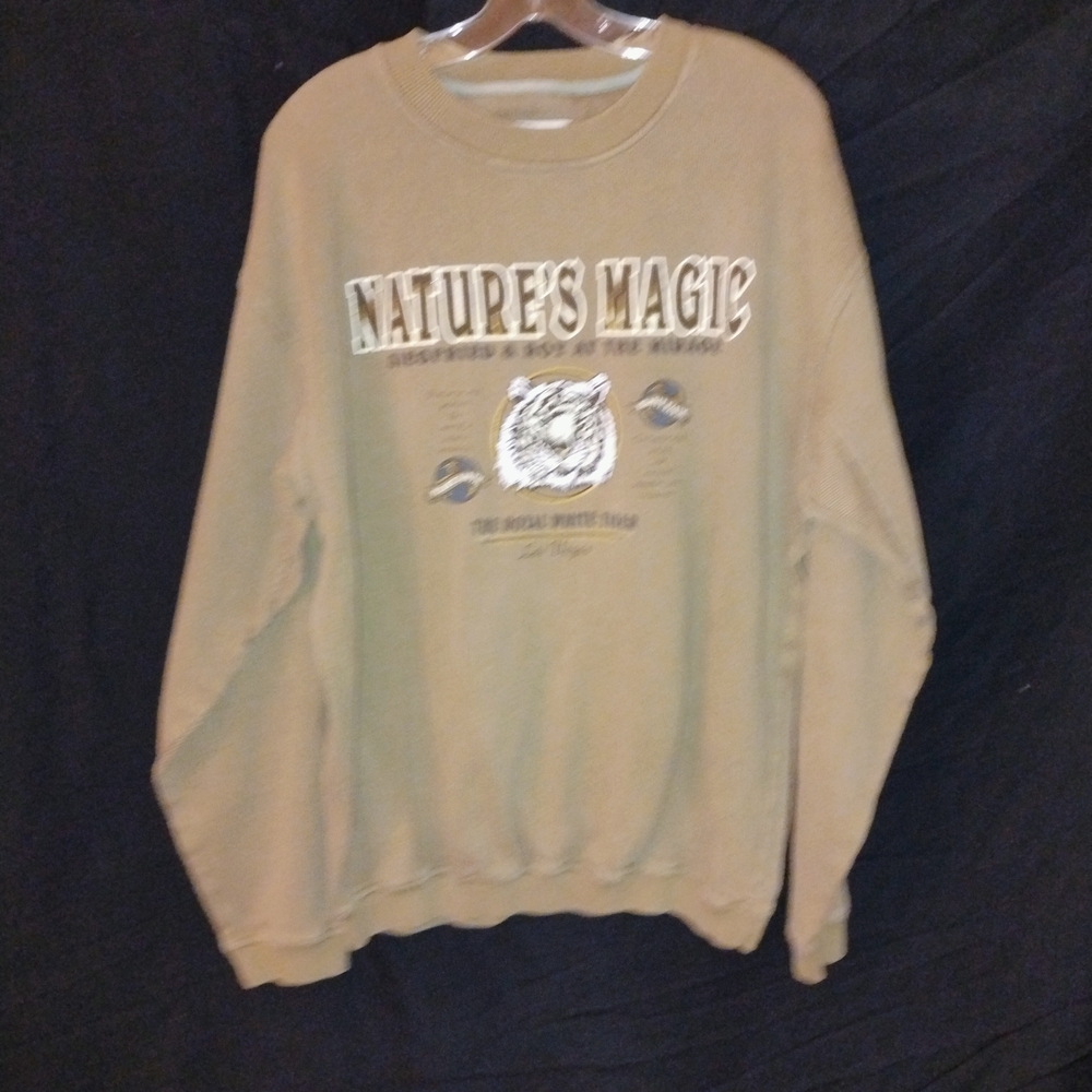 Vintage Siegfried & Roy Gear For Sports Brown Crewneck Sweater
